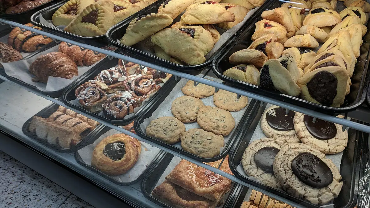 Greggs – bakery in Bishopbriggs town centre